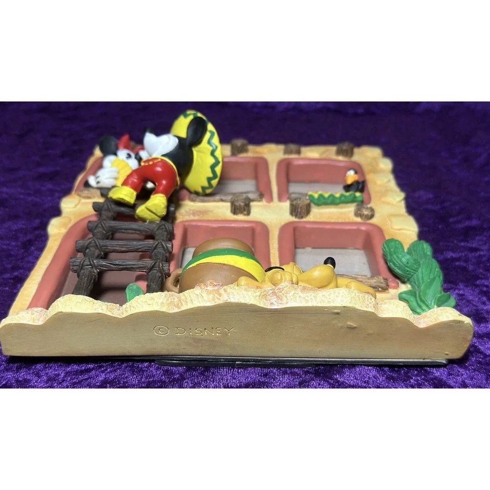 Mickey Mouse 3D Frame Minnie Mouse Mexican Hacienda Pluto Disney‎ Store